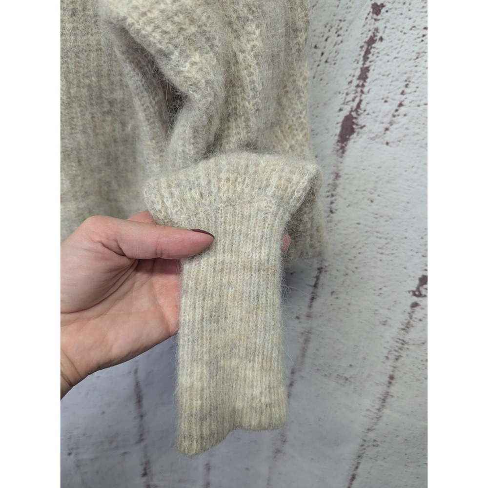 Babaton Aritzia XXS  V-Neck Crop ‎ Alpaca Blend Sweater Oversized - Picture 5 of 8